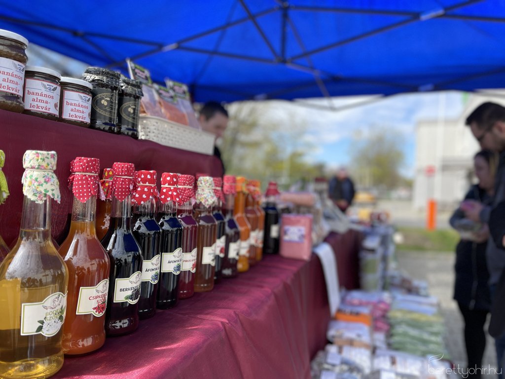 Tama termelői piac 30